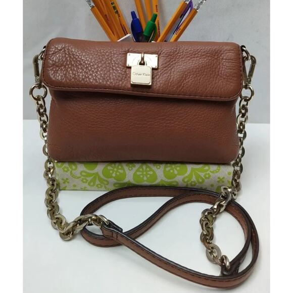 Calvin Klein Brown Pebbled Leather Chain Strap Flap Closure Small Crossbody Bag - Picture 1 of 16